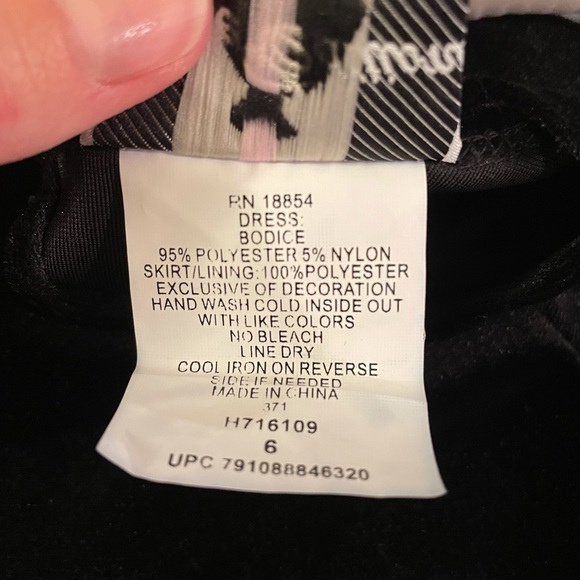 Girls Rare Editions holiday dress - Picture 4 of 4